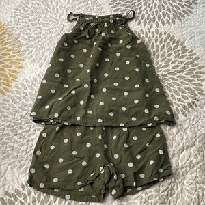 Old Navy toddler 5T summer tank and short set
